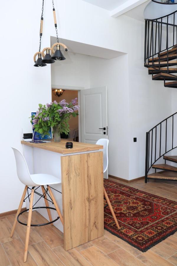 Station Boutique Hotel Ґюмрі Екстер'єр фото