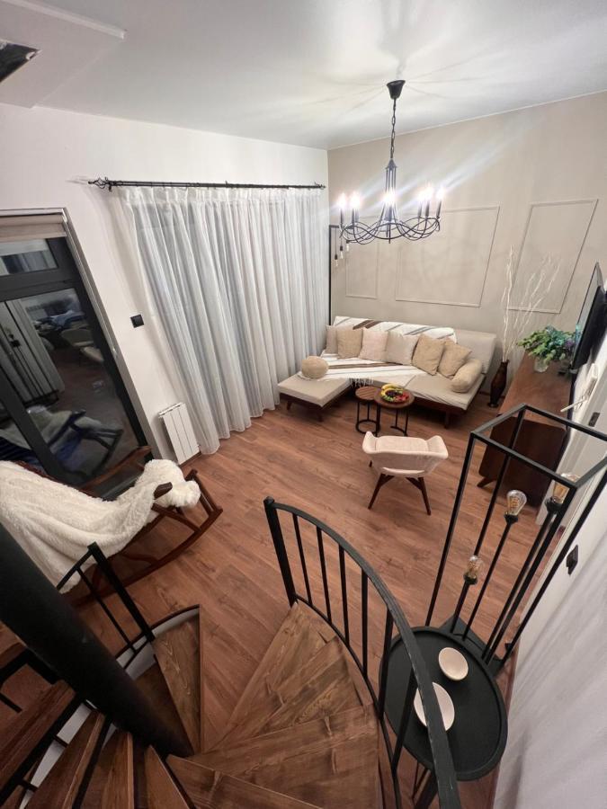 Station Boutique Hotel Ґюмрі Екстер'єр фото