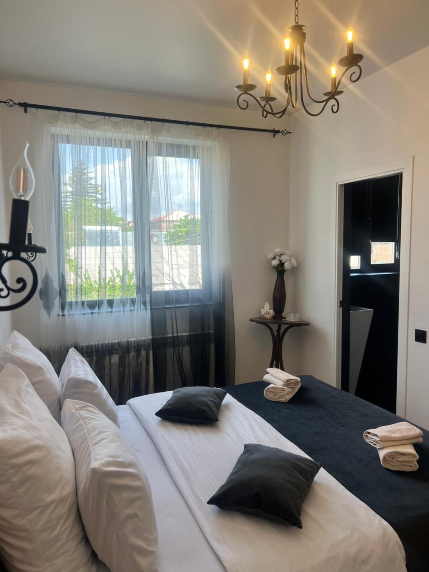 Station Boutique Hotel Ґюмрі Екстер'єр фото
